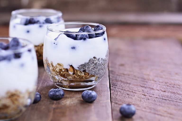 Il Kefir, le proprietà salutari e proteiche. Quali differenze con lo yogurt