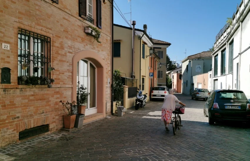 L’OSS di quartiere, un’assistente sanitario come vicino di casa