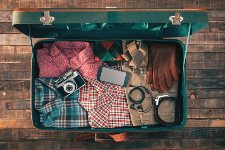 Le App di viaggio che aiutano: dalla valigia al cambio valuta
