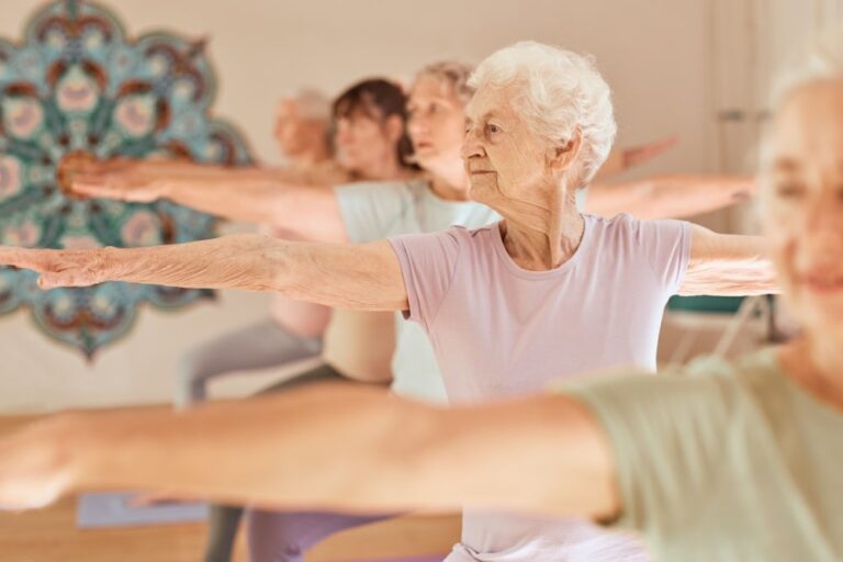 Le attività sportive preferite nel mondo: svettano danza, pilates e yoga