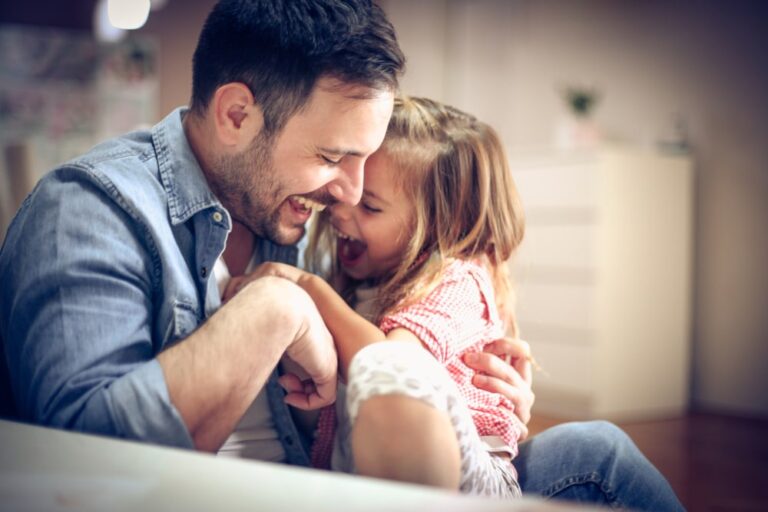 Le sette qualità per un “padre straordinario” secondo una recente analisi