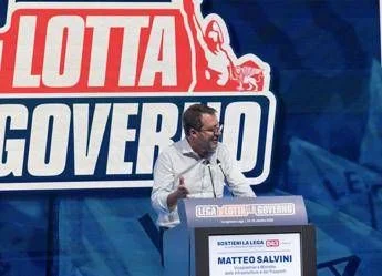 Lega, Salvini riconfermato segretario con 465 voti: “Saremo secondo partito, stop armi a Kiev”