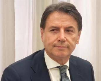 M5S programma, ecco 20 punti: “Inviare armi all’Ucraina allontana la pace”