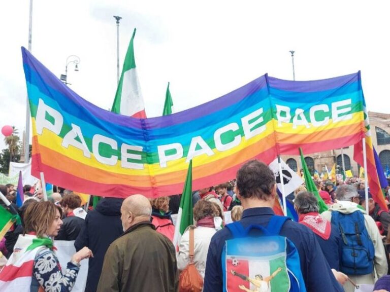 Manifestazione per la pace: anche 50&Più nel corteo di Roma