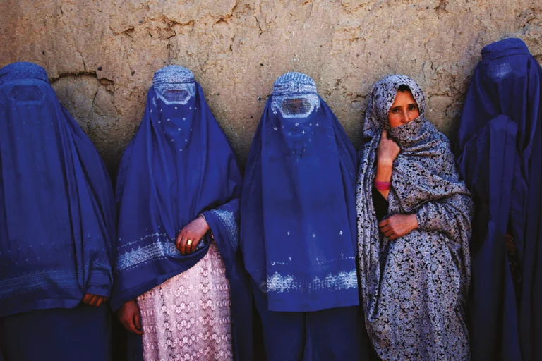 Il ruolo delle donne nelle guerre e nei processi di pace. Ecco le loro storie