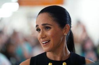 Meghan Markle lancia il calendario dell’Avvento, spunta la proposta ‘economica’ del sacerdote