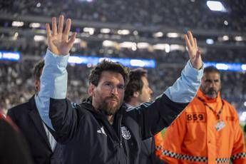 Messi, lacrime e gol nell’ultima partita con l’Argentina: “Non tornare più sarà grande dolore”