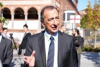Milano, Sala: “Sì ai militari, ma serve un piano nazionale per l’adolescenza”