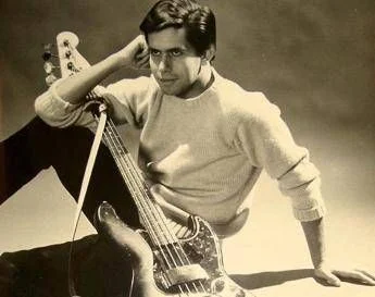 Morto a 83 anni Pino Presti, il maestro del basso dietro a tanti successi di Mina