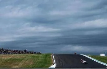 MotoGP Australia, cancellata la gara di Phillip Island per maltempo