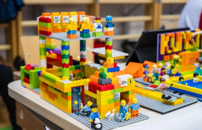 Oggi si celebra la Giornata internazionale del LEGO
