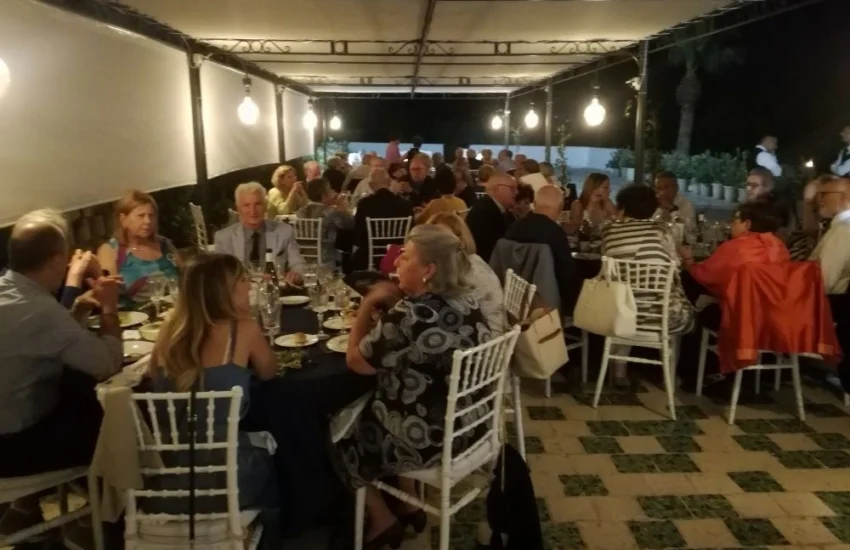 Palermo. Una cena insieme per dare il benvenuto all’estate