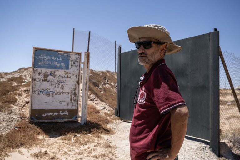 Partire dalla Tunisia: il cimitero di Zarzis accoglie le vittime del mare