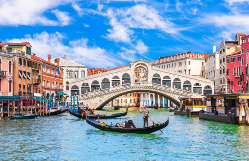 Ponti di primavera 2024: boom di turismo interno in Italia
