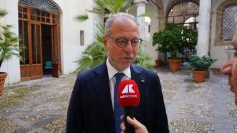 Povertà e marginalità sociale, Mulè (Fi): “Vulnerabili un aiuto concreto agli ultimi”