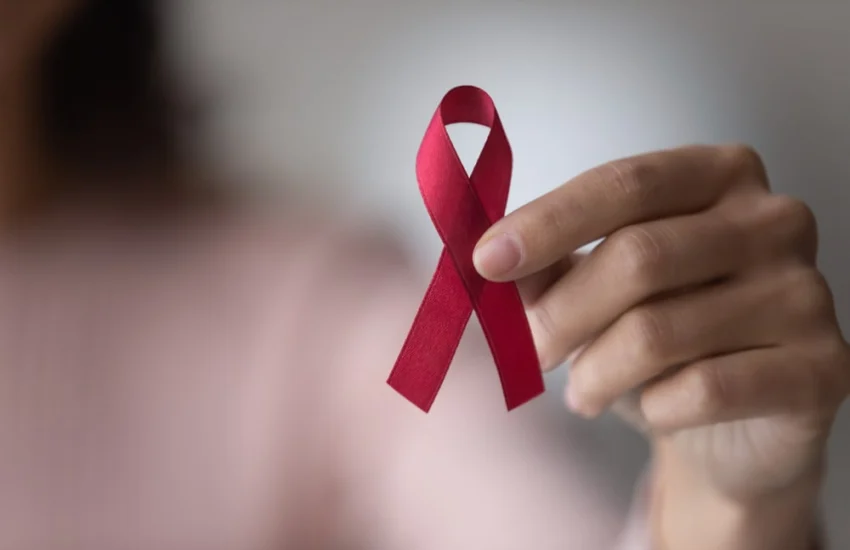 Prevenzione dell’HIV, una sfida ancora aperta per giovani e over 50