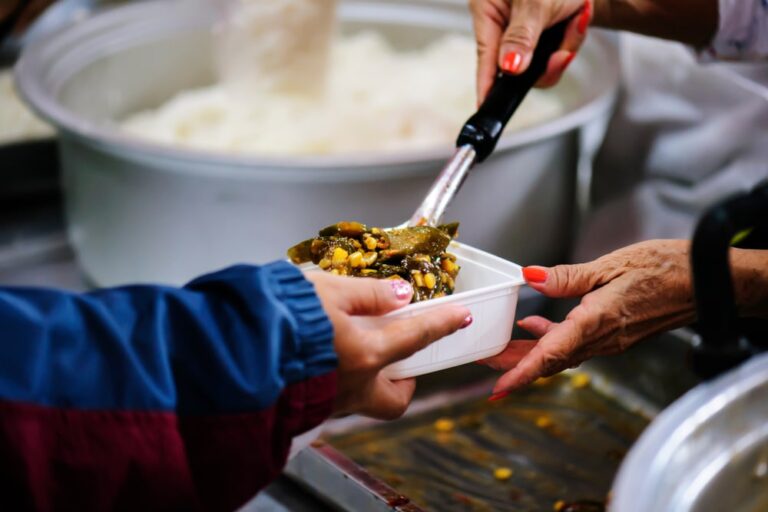 Rapporto Caritas. I lavoratori poveri di oggi, i pensionati fragili di domani