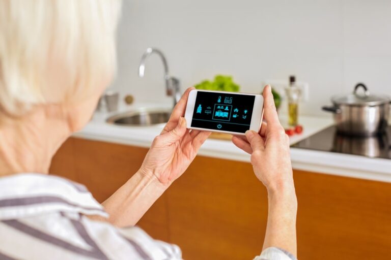 Smart home e domotica assistenziale: scelti sempre più dagli italiani