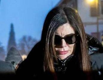 Strage di Crans Montana, Jessica Moretti chiede l’indennità di infortunio