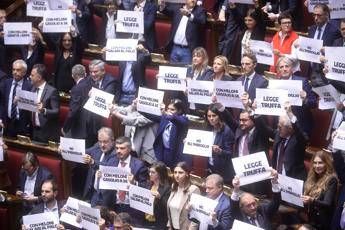 TOMORROW / Legge elettorale, opposizione all’attacco: lunedì i ricorsi alla Corte Costituzionale