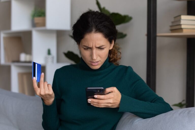 Truffe online, attenzione ai finti pacchi Amazon in svendita