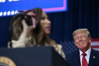 Trump ‘apre’ a Nicki Minaj portavoce della Casa Bianca: “Buona idea, ci penserò”