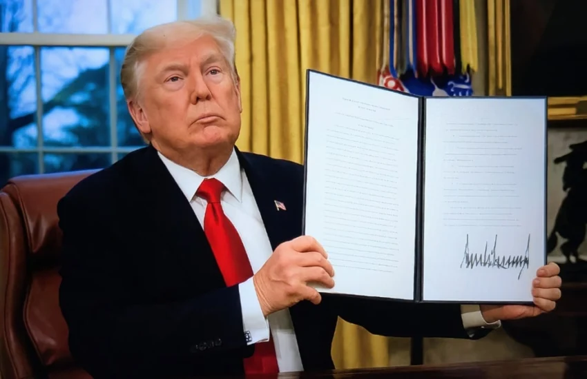 Trump difende il Columbus Day: “Italiani, siamo tornati”