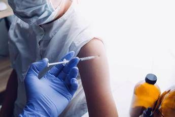 Vaccini, pediatri: “Quasi 1,8 milioni di bimbi e ragazzi indifesi contro il meningococco B”