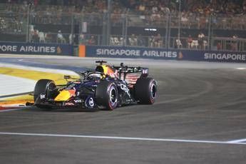 Verstappen domina il Gp di Singapore, Leclerc e Antonelli sul podio