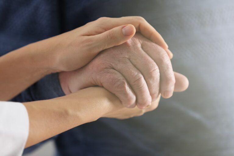 Welfare Italia: aumentano gli anziani e le famiglie in povertà