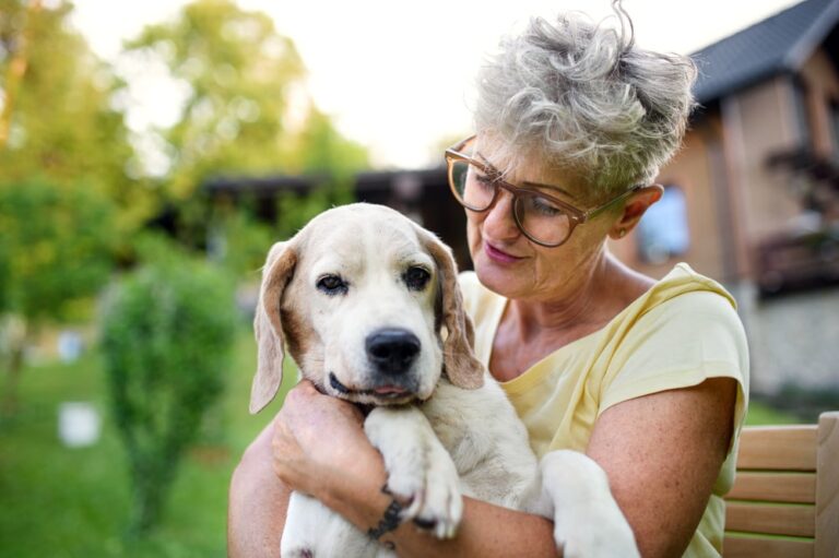 Quando gli animali domestici diventano medicina contro solitudine