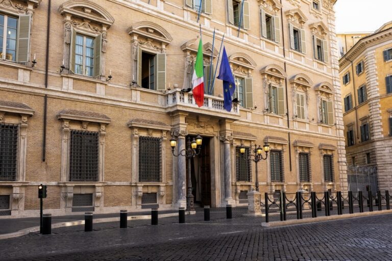 INTERVISTA | Chiarini, caregiver over 50: “Ecco perché quell’emendamento non ci piace”