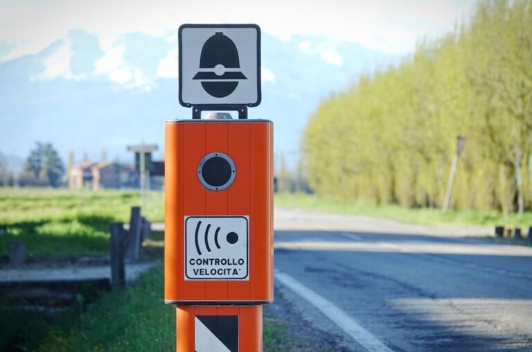 Autovelox: online l’elenco ufficiale, ma il nodo omologazione resta irrisolto