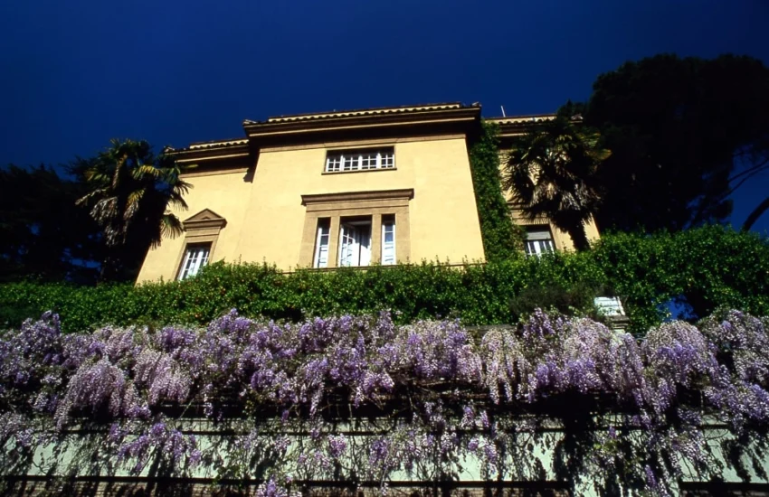Essere caregiver in Italia: tra stress, mancanza di privacy e bisogno di supporto