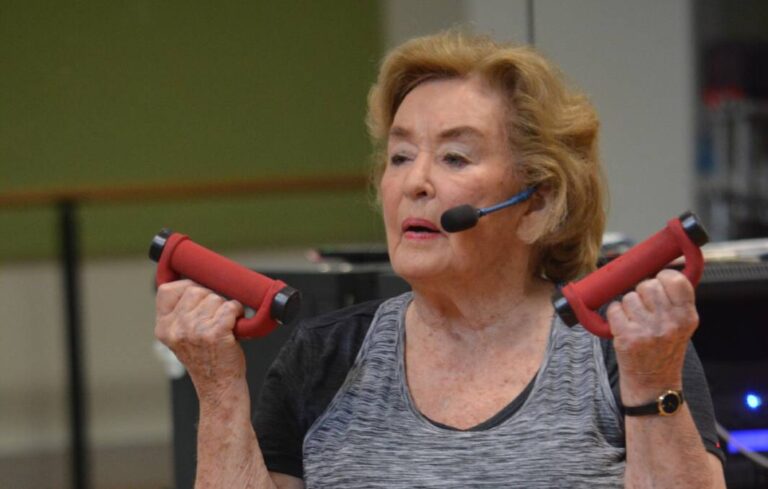 Eleanor Griffiths: la personal trainer di 92 anni