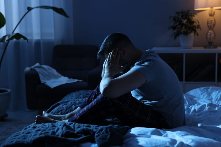 La proposta di legge per riconoscere l’insonnia cronica come malattia