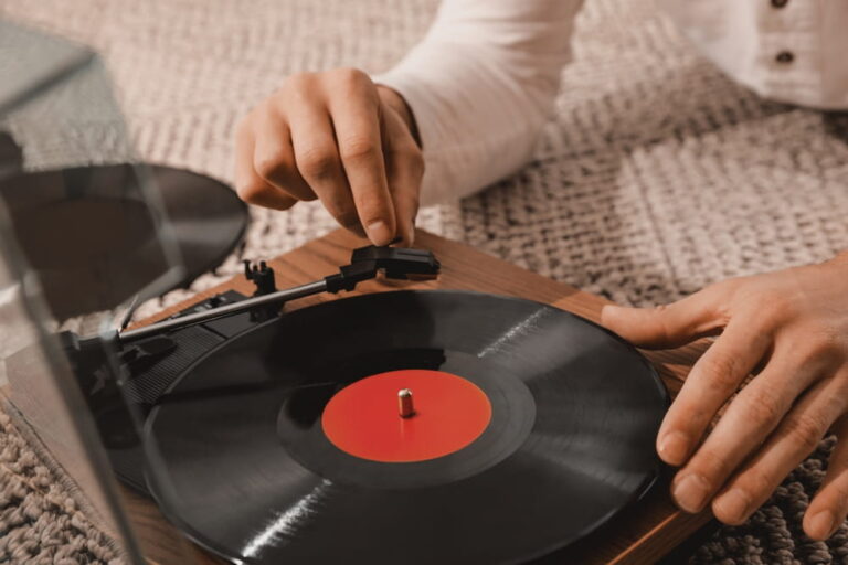 Musica italiana da record: un mercato che vale più del cinema