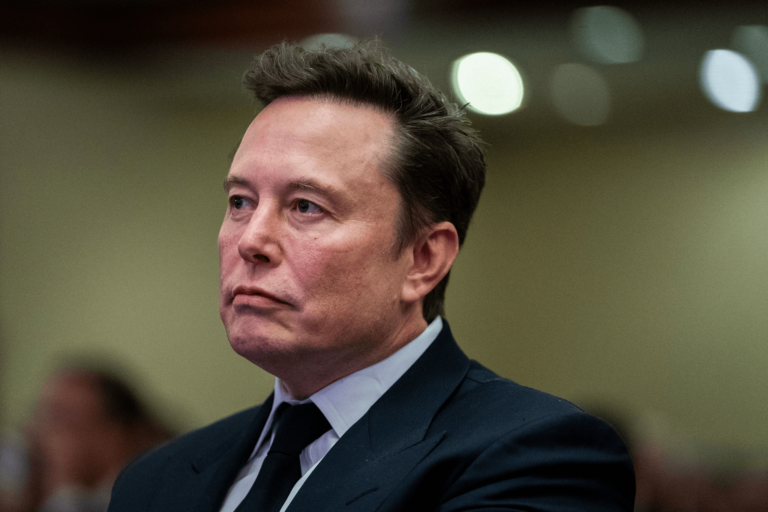 Elon Musk lancia un’offerta senza precedenti per OpenAI: 97,4 miliardi di dollari