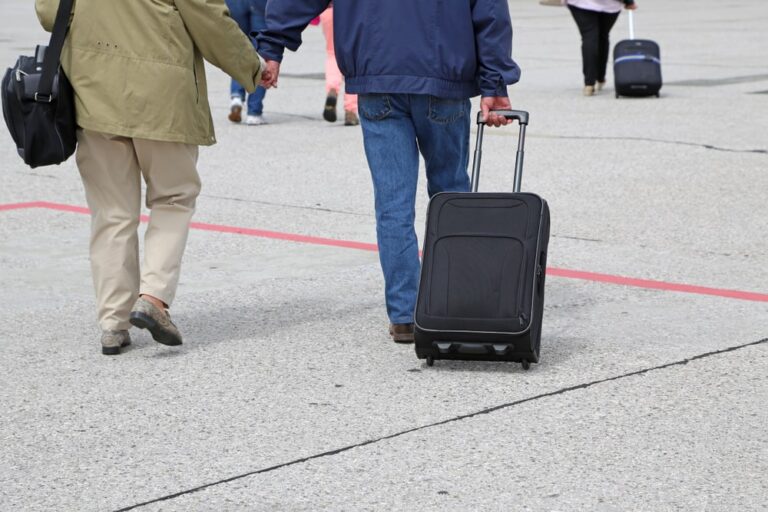 Pensionati italiani all’estero: la nuova fuga tra qualità della vita e vantaggi fiscali