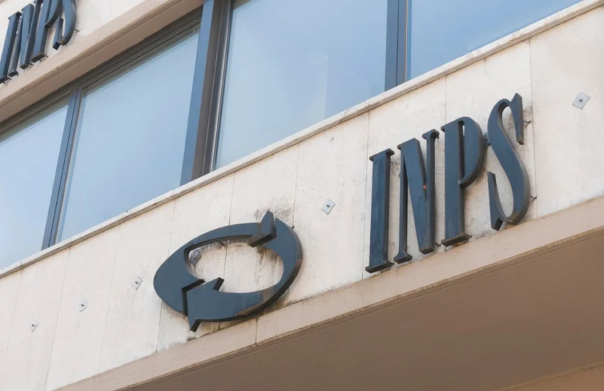 INPS, sulle pensioni c’è divario di genere: assegni più ricchi del 34% per gli uomini