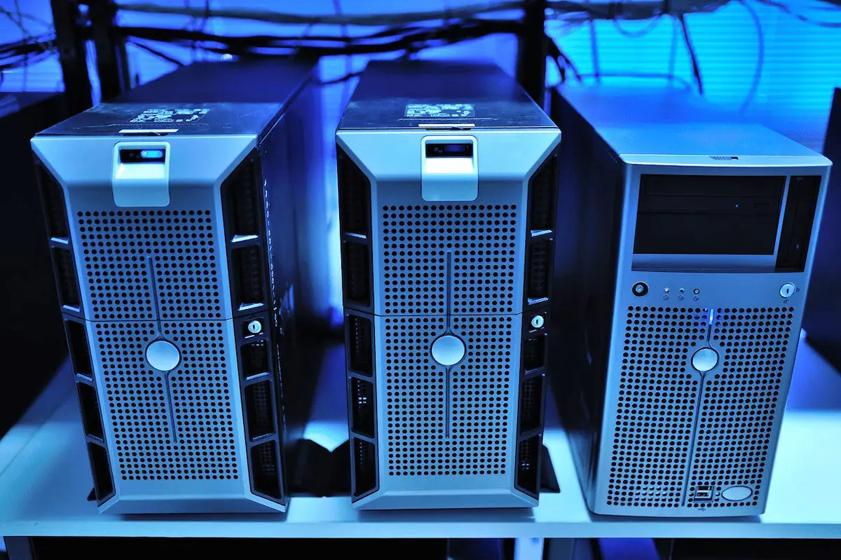 Tre pc che fungono da server domestico