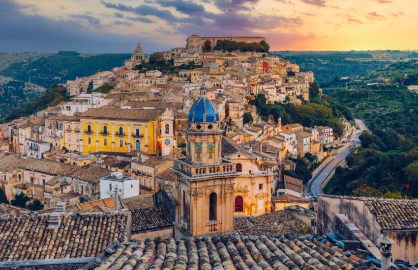 Ragusa. Inaugurazione della rotatoria fiorita 50&Più