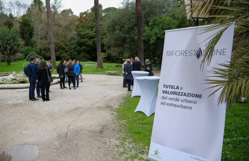RiforestAzione, il progetto del Mase per trasformare le città in polmoni verdi