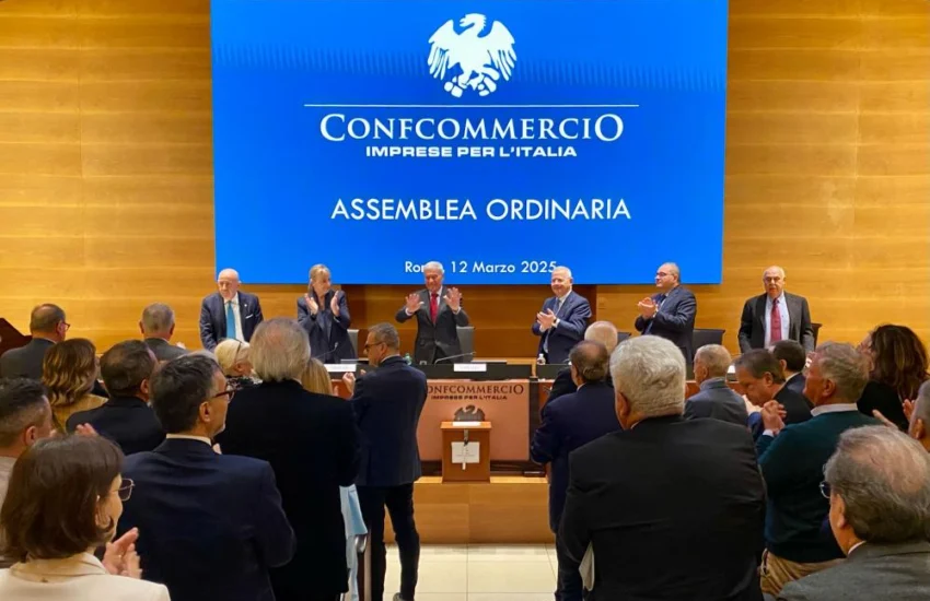 Carlo Sangalli rieletto presidente di Confcommercio per acclamazione