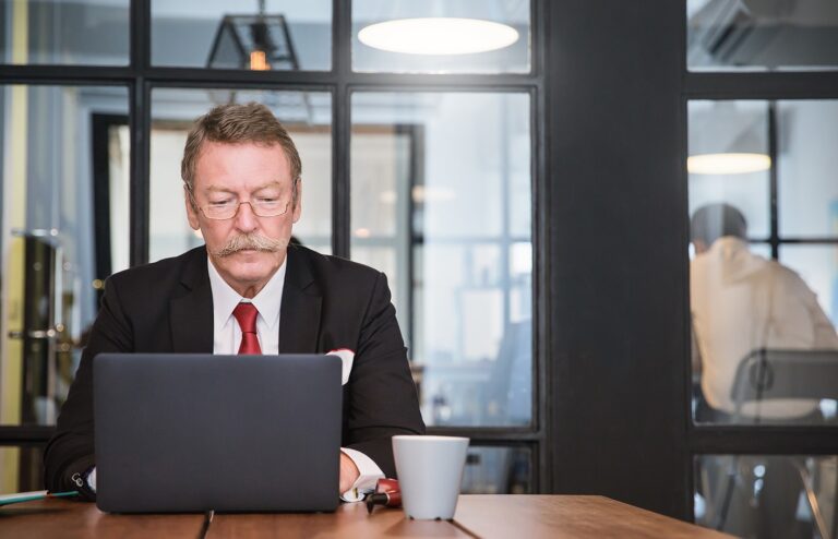 Attivi e pieni di voglia di imparare: gli over 60 e il mondo del lavoro