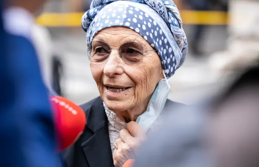 Emma Bonino ricoverata in ospedale: è in gravi condizioni