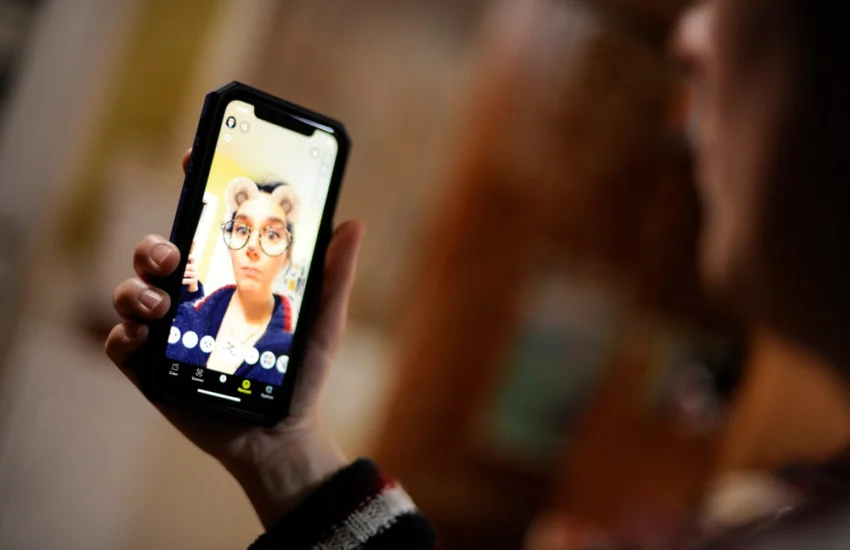 Instagram dice addio ai filtri bellezza