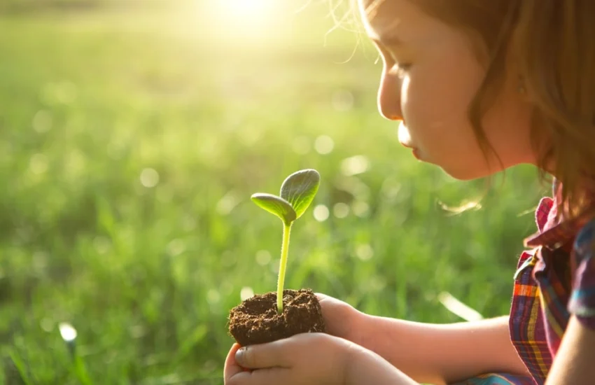 I bambini soffrono di “ecoansia”, lo studio italiano