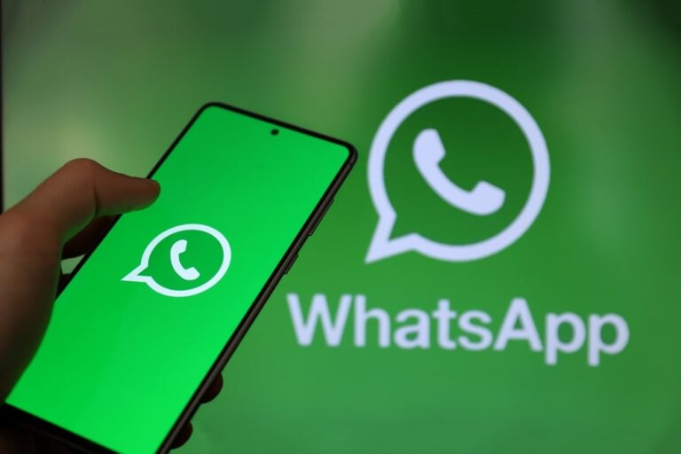 WhatsApp, arriva la terza spunta blu?