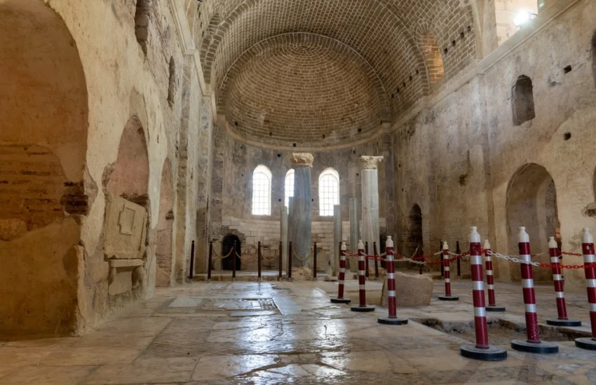 Scoperta in Turchia la tomba di Babbo Natale